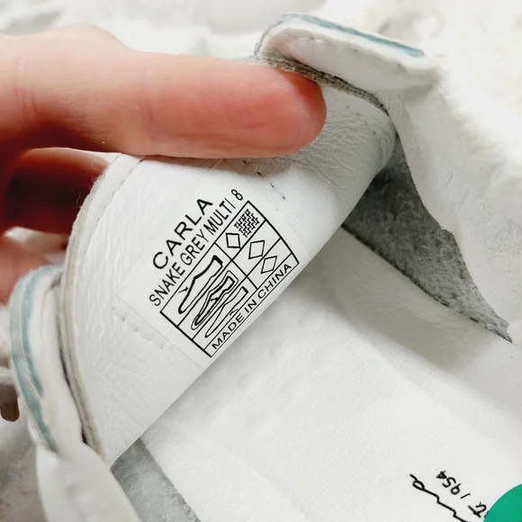 Vintage Havana White Sneakers with Gold Heel and Tan Snake-Print Star - Picture 10 of 10